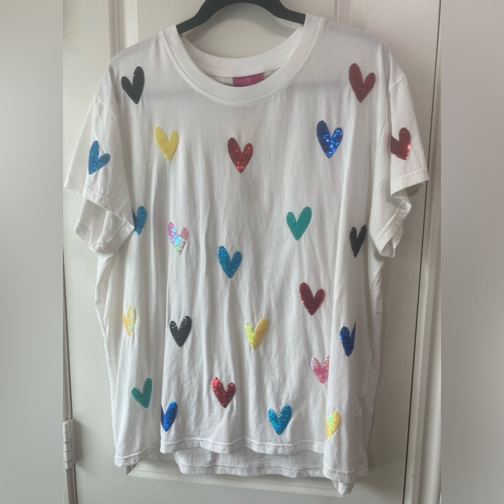 Queen of Sparkles White Heart This Short Sleeve Tee